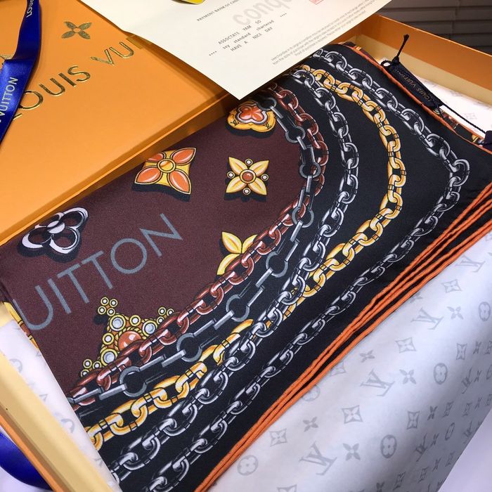 Louis Vuitton Scarf LVS00118